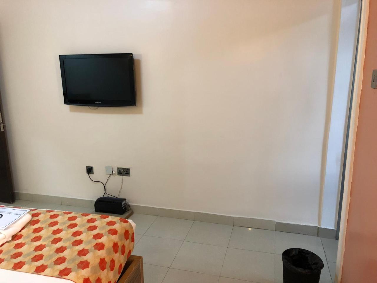 Lekki Waterside Hotel Bamgbose Extérieur photo