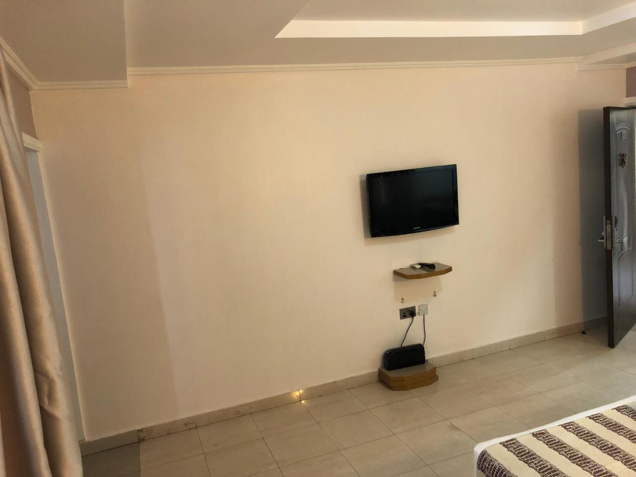 Lekki Waterside Hotel Bamgbose Extérieur photo